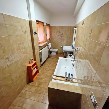 Business And Family House Con 3 Da Letto Lägenhet Bergamo